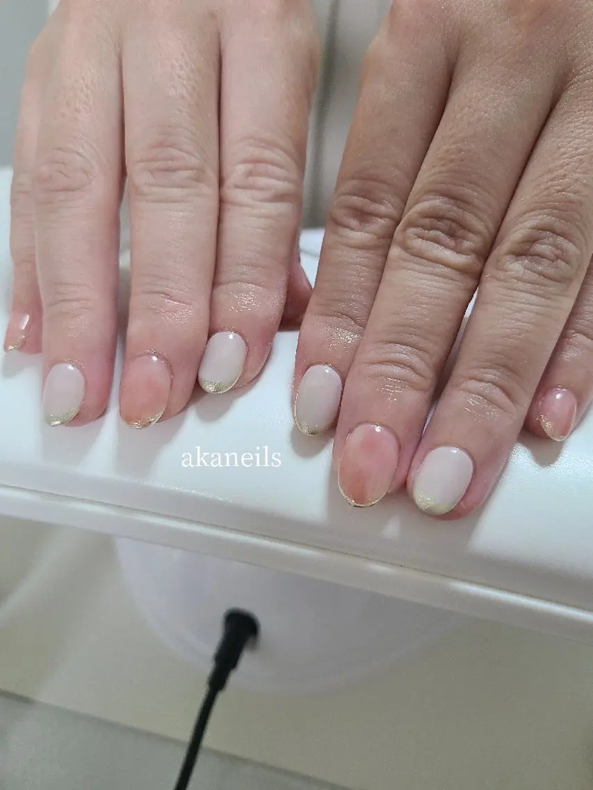 ネイル フレンチネイル ジェルネイル ミラーネイル 持ち込み パラジェル ハンドネイル 【akaneils】 アカネのネイルデザイン