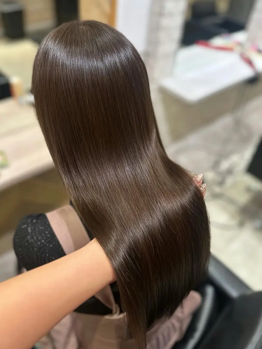 ロング カラー ヘアカラー トリートメント 🖤KURUMI🖤 潤艶・髪質改善のヘアスタイル