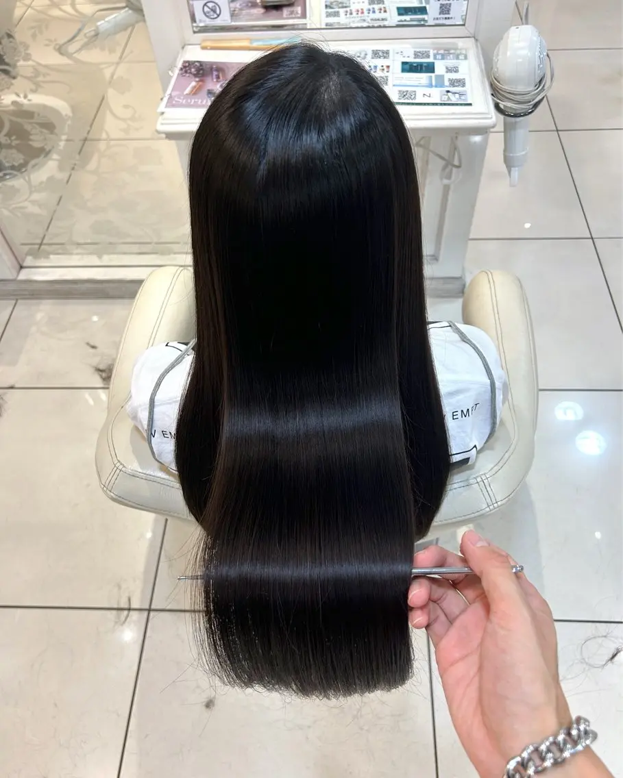 セミロング 縮毛矯正 高橋 佑のヘアスタイル