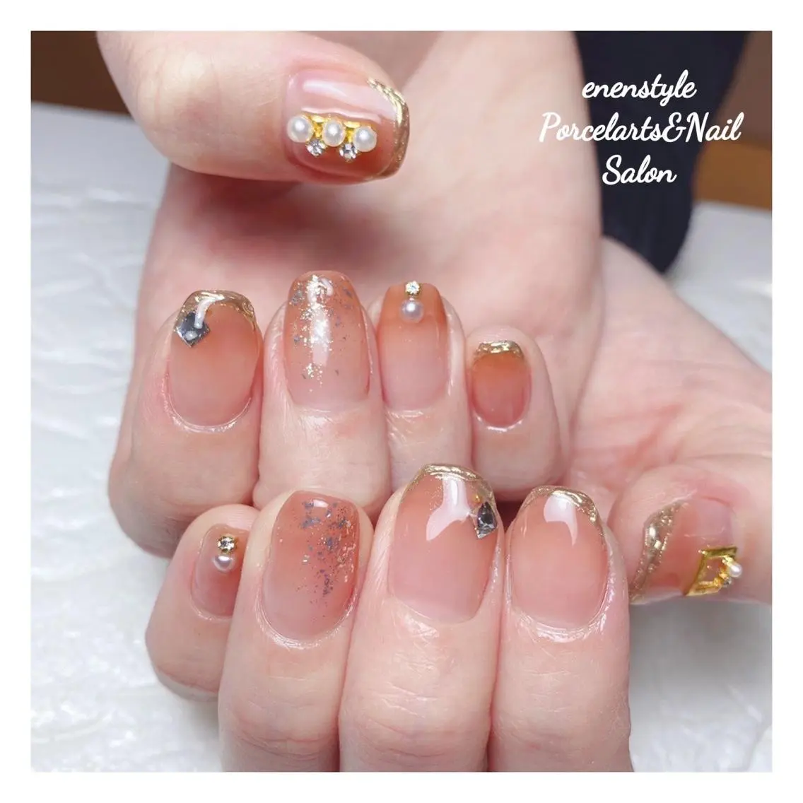ミディアム ネイル 🐾enen style 🐾のネイルデザイン