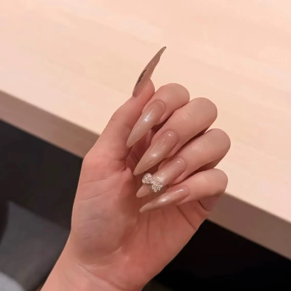 ネイル ハンドネイル Luna Gladeのネイルデザイン