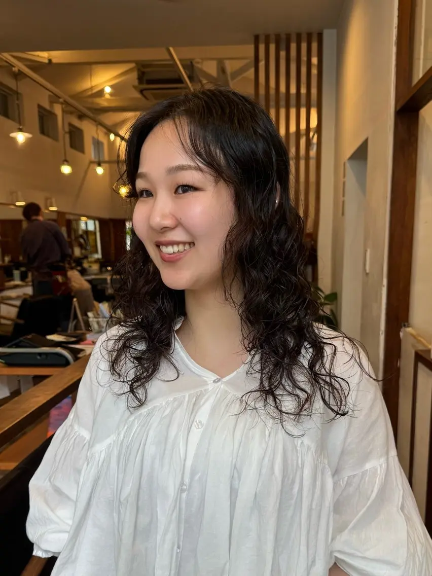ロング パーマ カット パーマ MOK大阪梅田店 Asahiのヘアスタイル