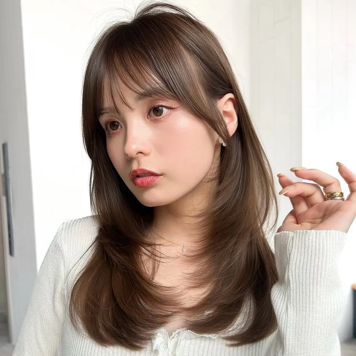 セミロング レイヤーカット ボブ特化 /ハイトーン【あい】のヘアスタイル