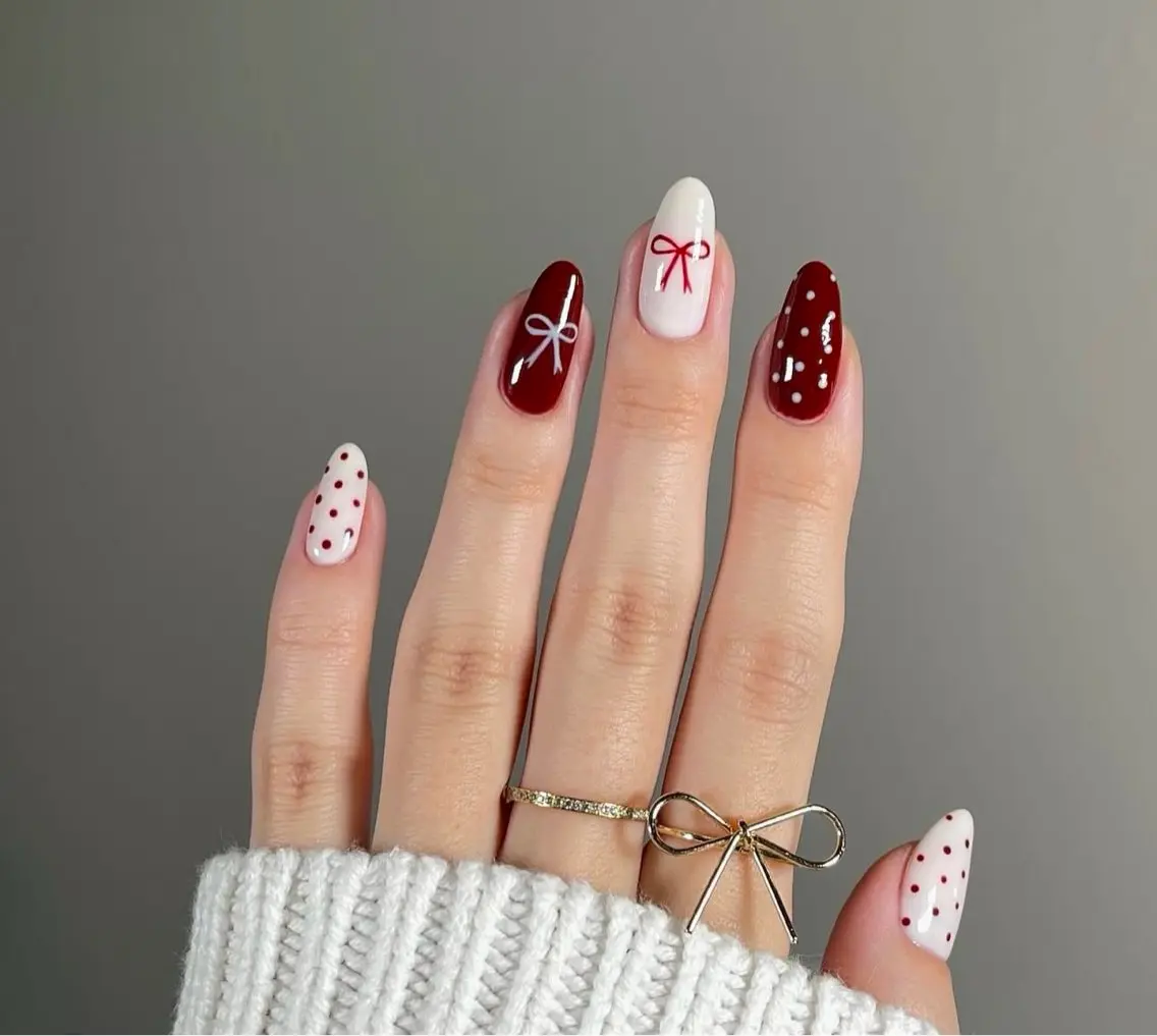 ネイル グラデーション キラキラネイル ワンカラーネイル 冬ネイル Jenn Nail Salonのネイルデザイン
