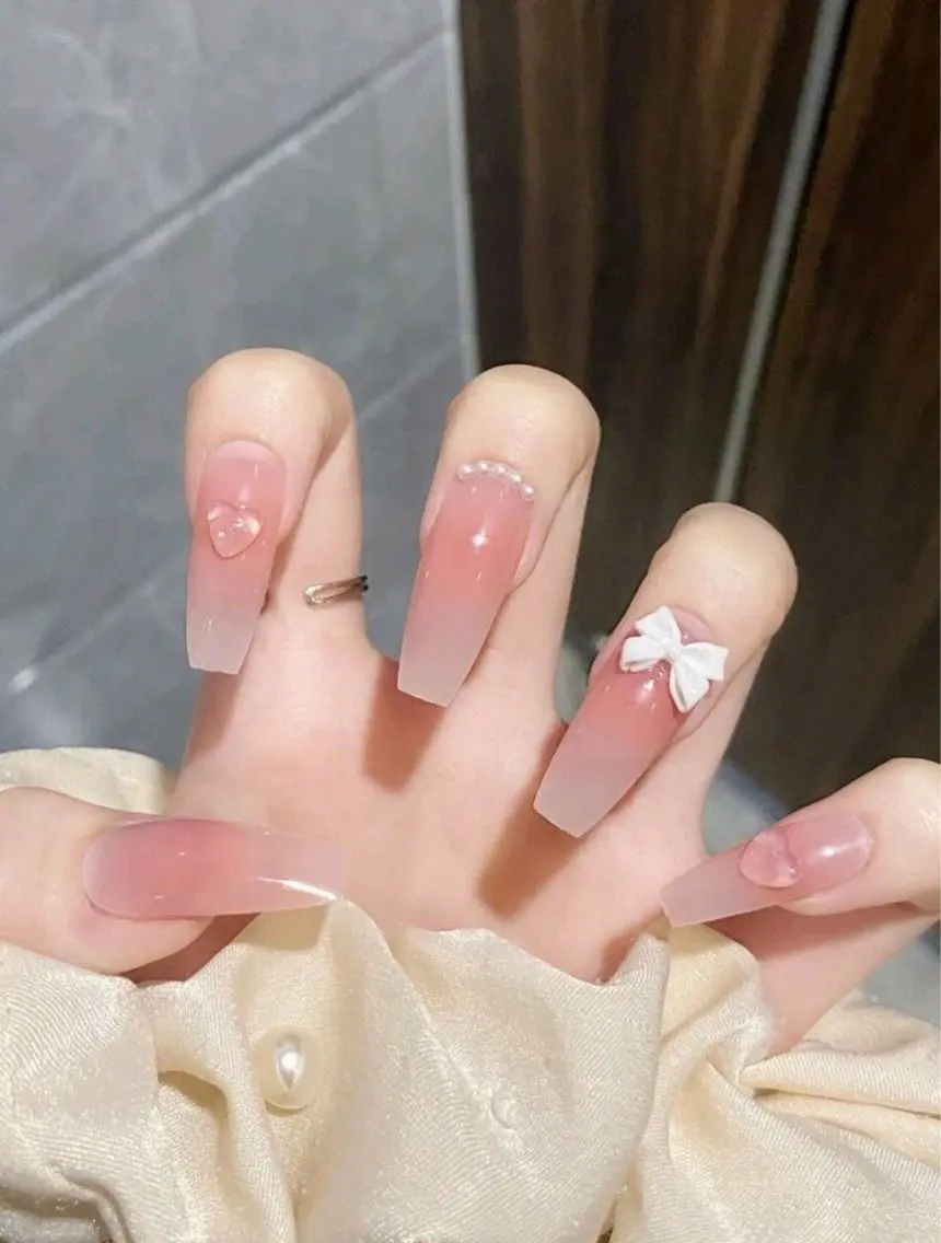 ネイル ハンドネイル RINN ANA.CHUOのネイルデザイン