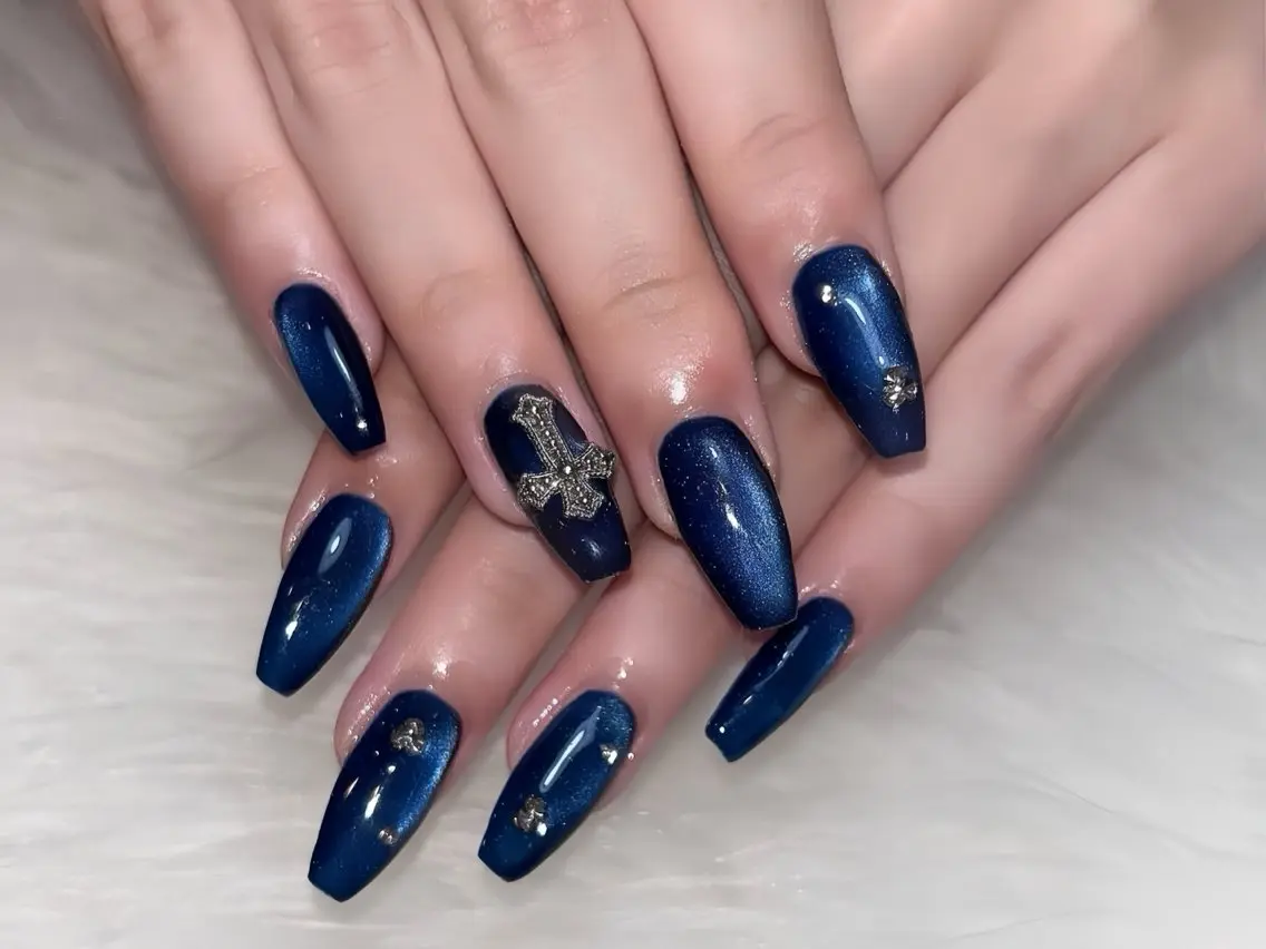 ネイル アートネイル フレンチネイル ジェルネイル 韓国ネイル ミラーネイル ハンドネイル Rin Nail 新大久保店のネイルデザイン