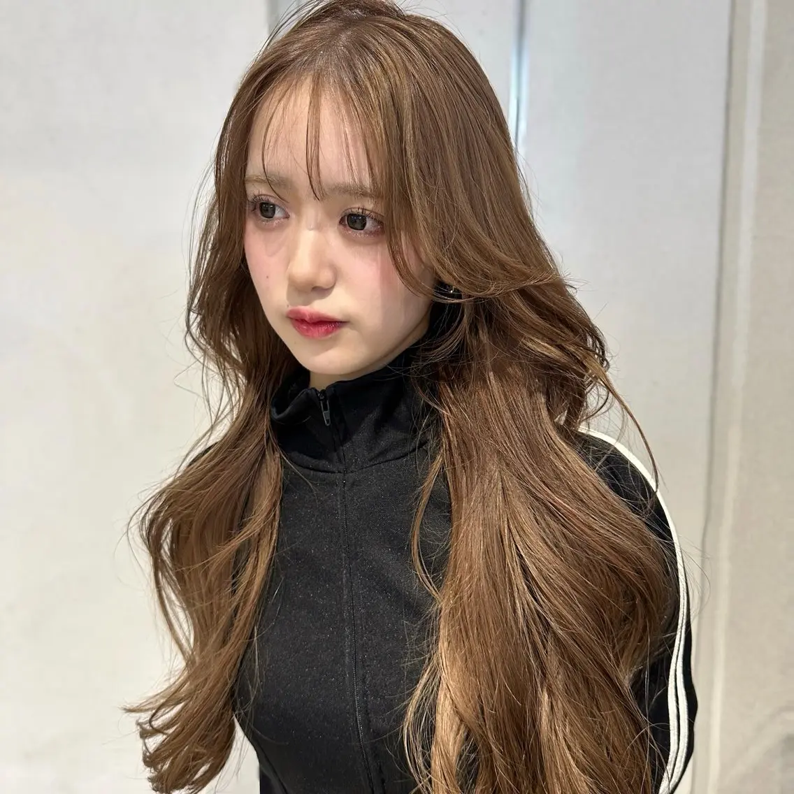 ロング カラー カット ヘアカラー 韓国ヘアメンズ・レデ ィース特化ミクのヘアスタイル