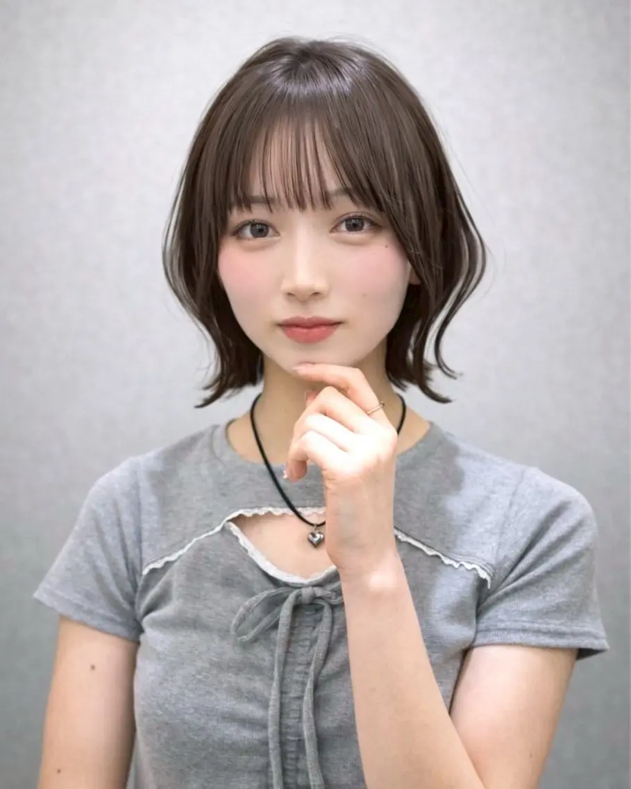 ミディアム カラー ボブ🩵 ハイトーン🩵風愛のヘアスタイル