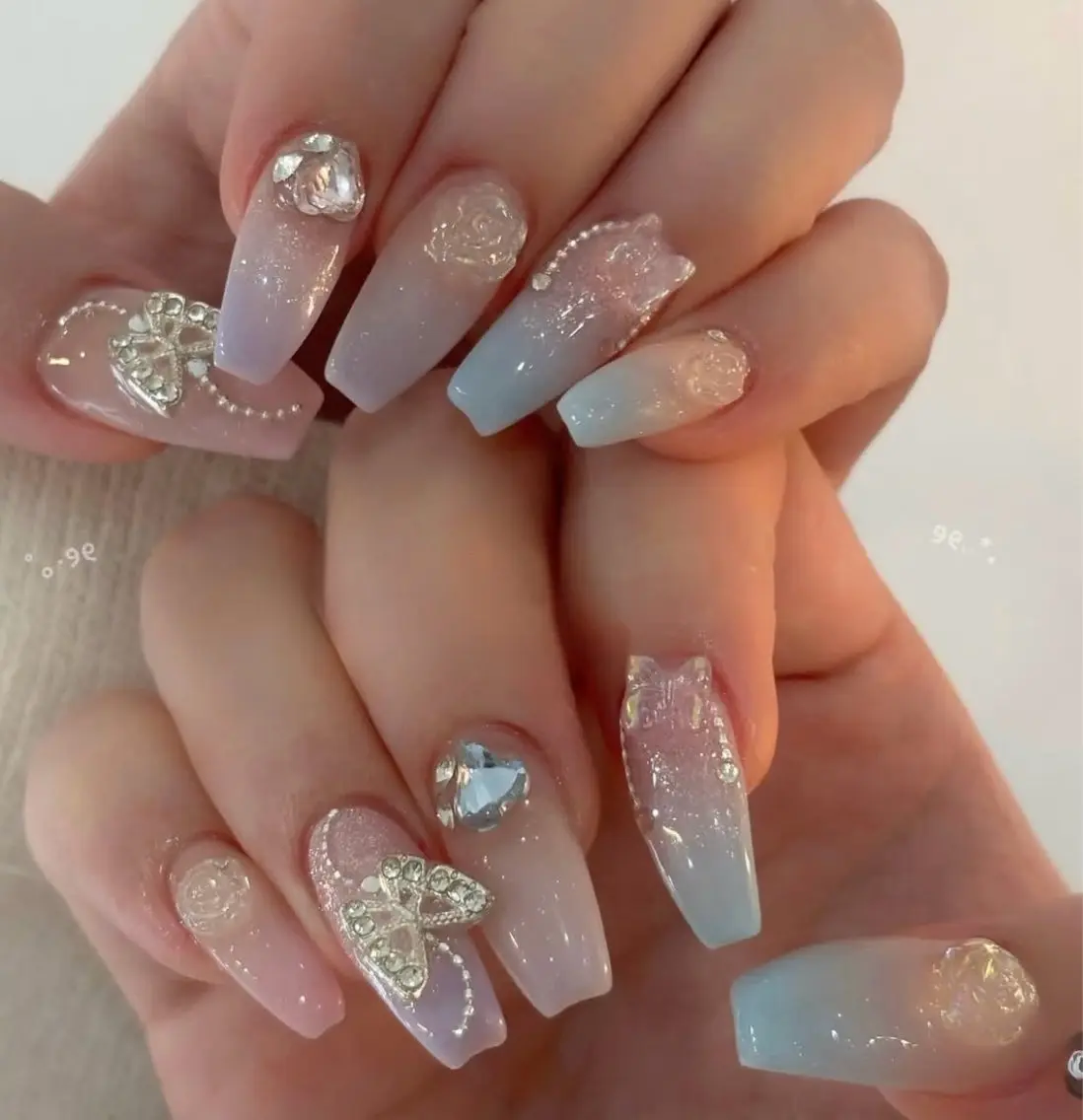 ネイル オーロラネイル べっ甲ネイル チークネイル 成人式 長さ出し ハンドネイル ハンドケア For you. Nail Salonのネイルデザイン