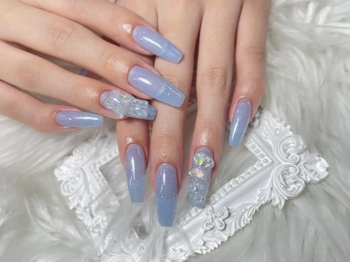 メンズ ネイル アートネイル フレンチネイル ジェルネイル キラキラネイル パラジェル ハンドネイル Bloom スカルプ専門店のネイルデザイン