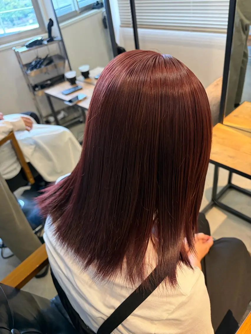ミディアム カラー ヘアカラー 艶透明感カラー/ 暖色カラー/髪質改善のヘアスタイル