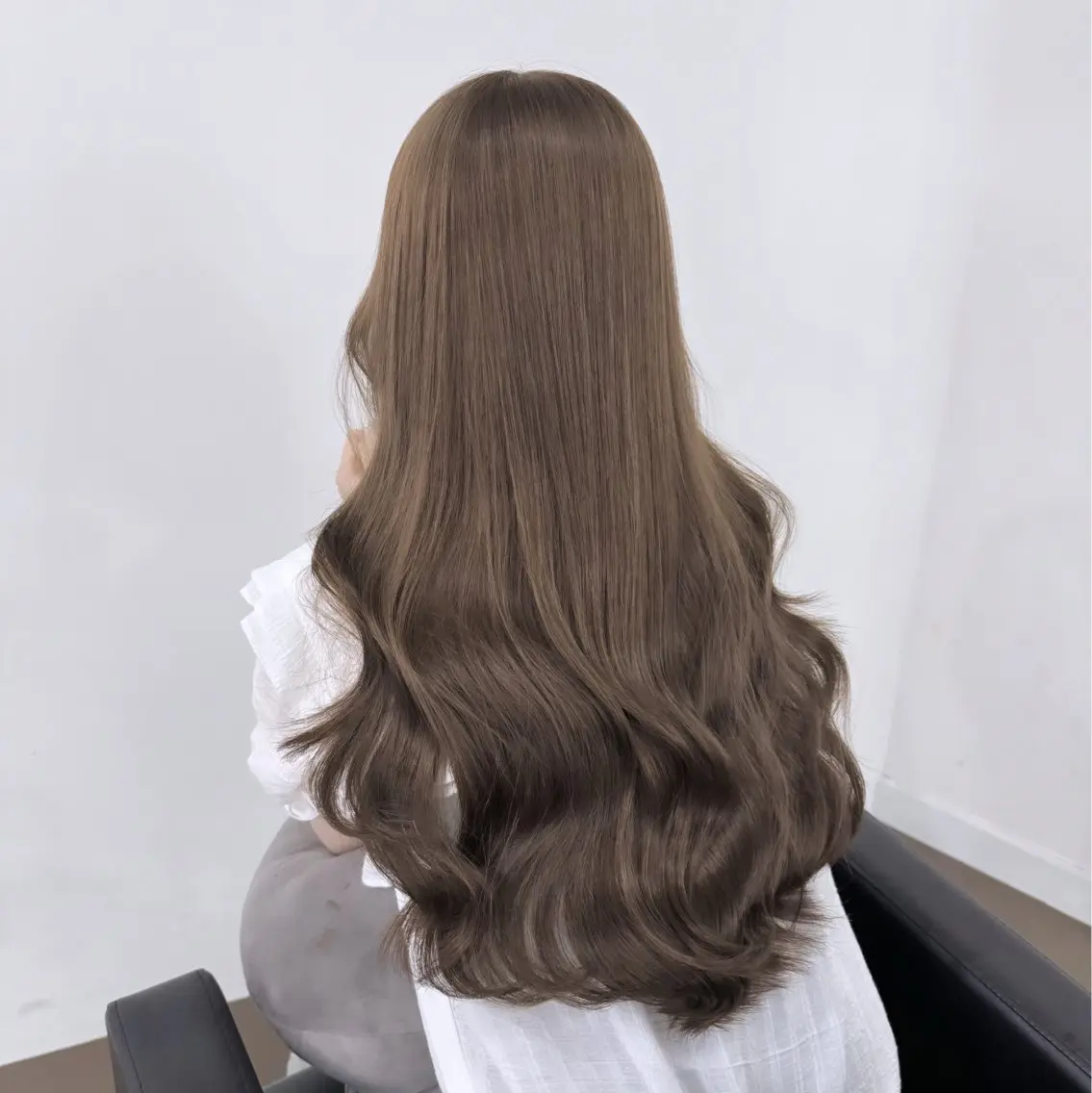ロング ボブ くびれヘア 髪質改善 韓国風ヘア レイヤーカット 【ioe岡本】🐶 向井歩のヘアスタイル