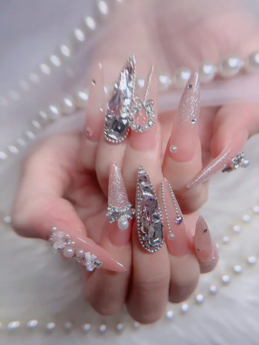 ネイル フレンチネイル ジェルネイル ハロウィン 韓国ネイル マグネットネイル ハンドネイル Hbaby nailのネイルデザイン