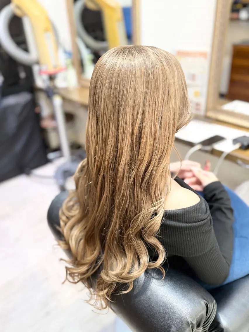 カラー ベージュカラー 透明感カラー ミルクティーベージュ カット ヘアカラー ハイトーン✨髪質改善 ✨スパ得意✨ミヤタのヘアスタイル