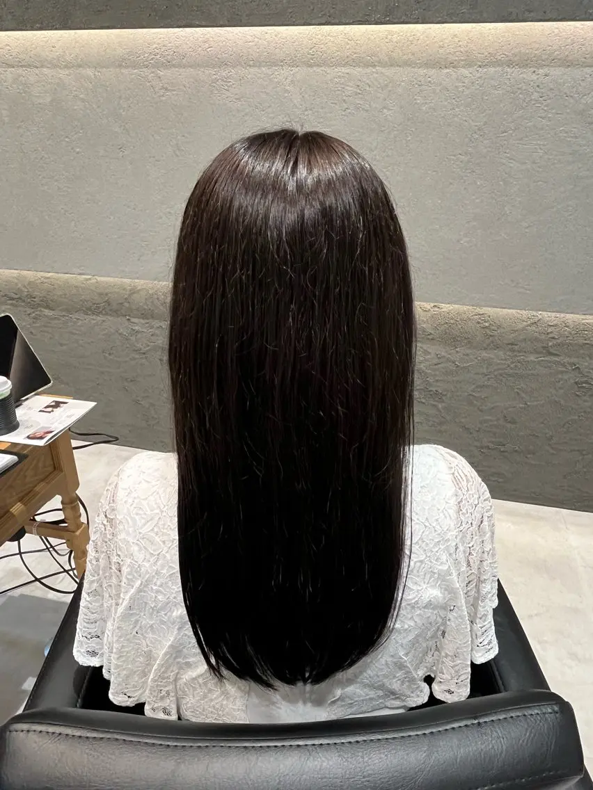 ロング カラー 黒髪 透明感カラー グレージュ ロング シバタ セイラのヘアスタイル