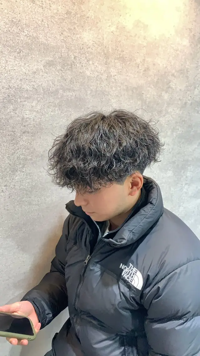 【SALE限定メニュー🔥】メンズカット＋パーマの写真