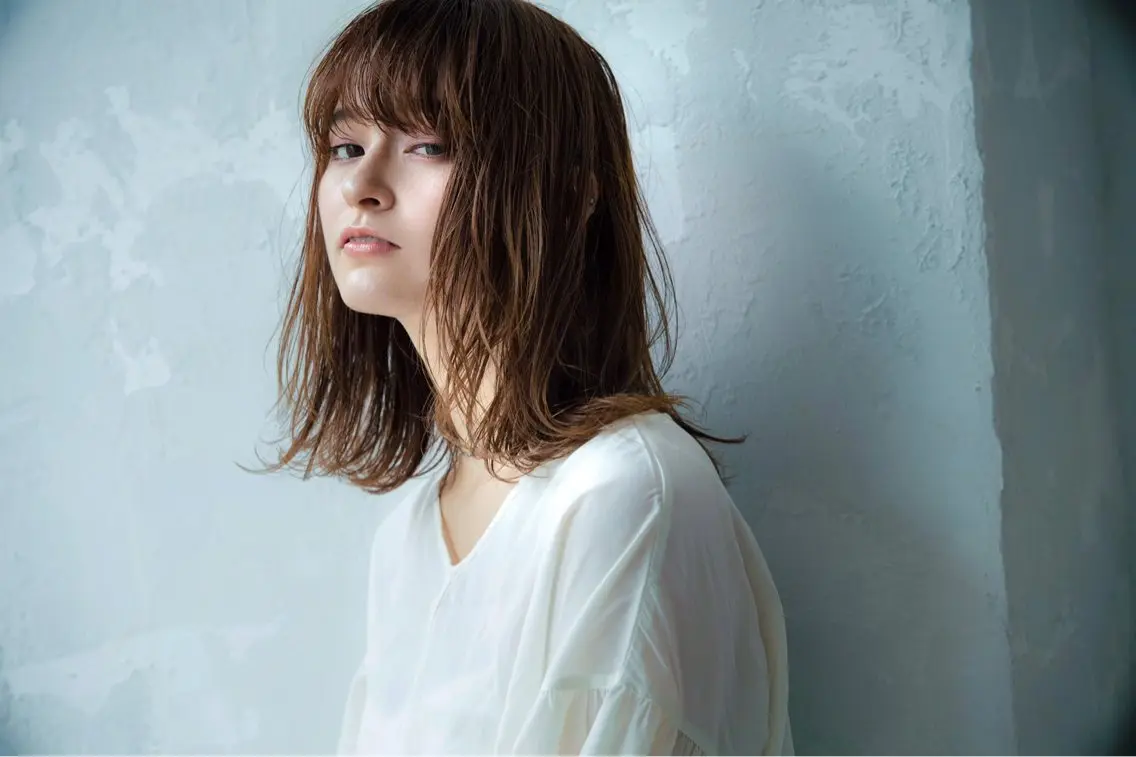 ミディアム カラー カット 朝田 拓実のヘアスタイル