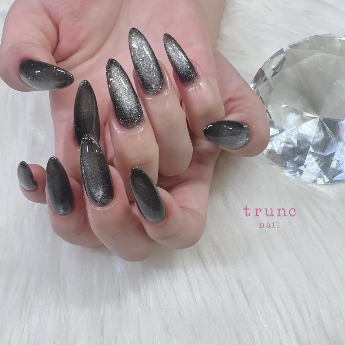 ネイル trunc nail 🌻宮下🌻のネイルデザイン