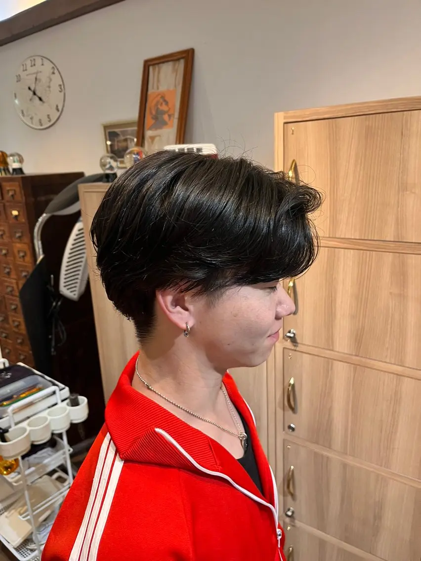パーマ メンズ フェザーパーマ メンズパーマ ニュアンスパーマ パーマ 🫒オリーブカラー/ かれんのヘアスタイル