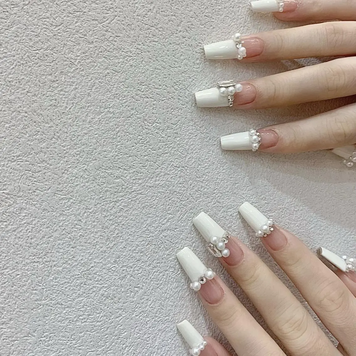 ネイル ネイルチップ Queen‘s なんのネイルデザイン