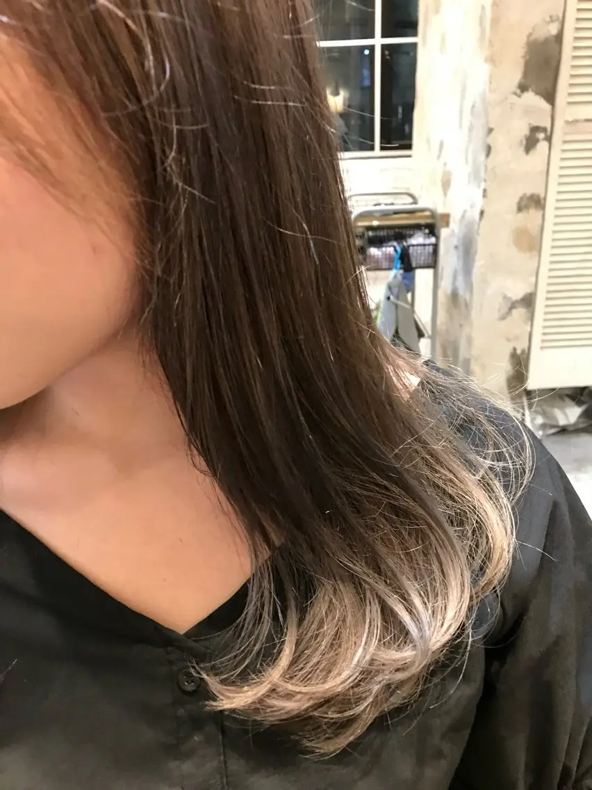 ロング カラー 塚本 昂のヘアスタイル