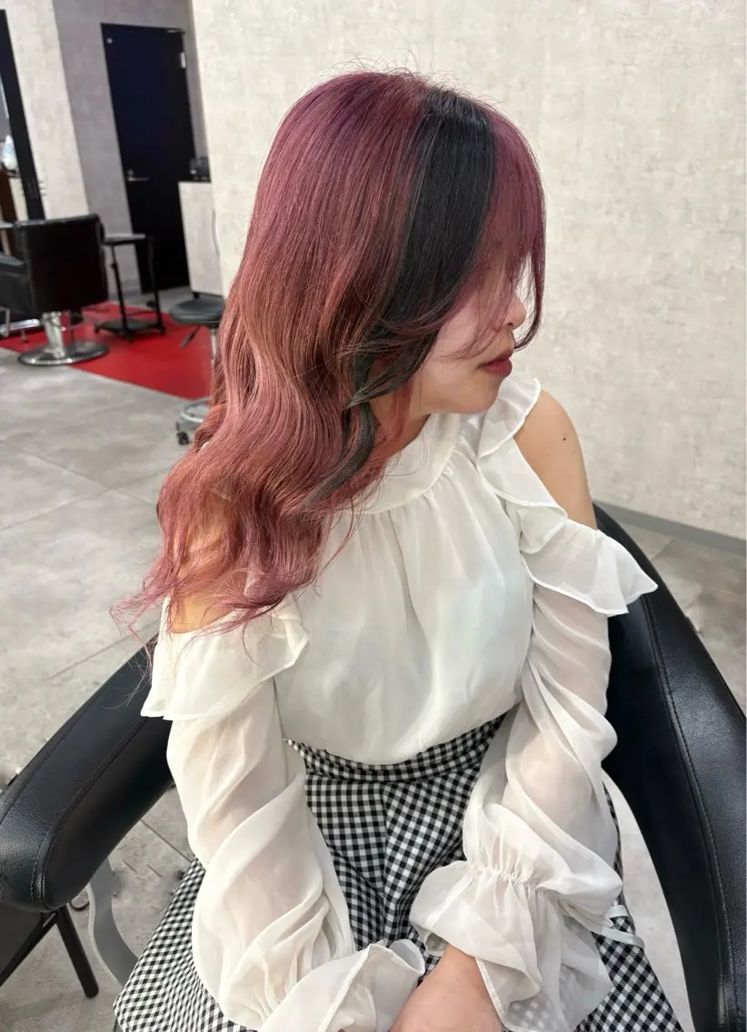 ロング 山田 明のヘアスタイル