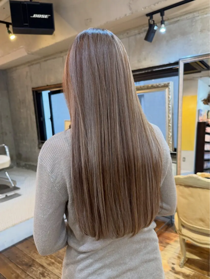 ロング カラー ハイライトカラー ハイライト ロング カット ヘアカラー トリートメント KAWAHARA YUKIのヘアスタイル