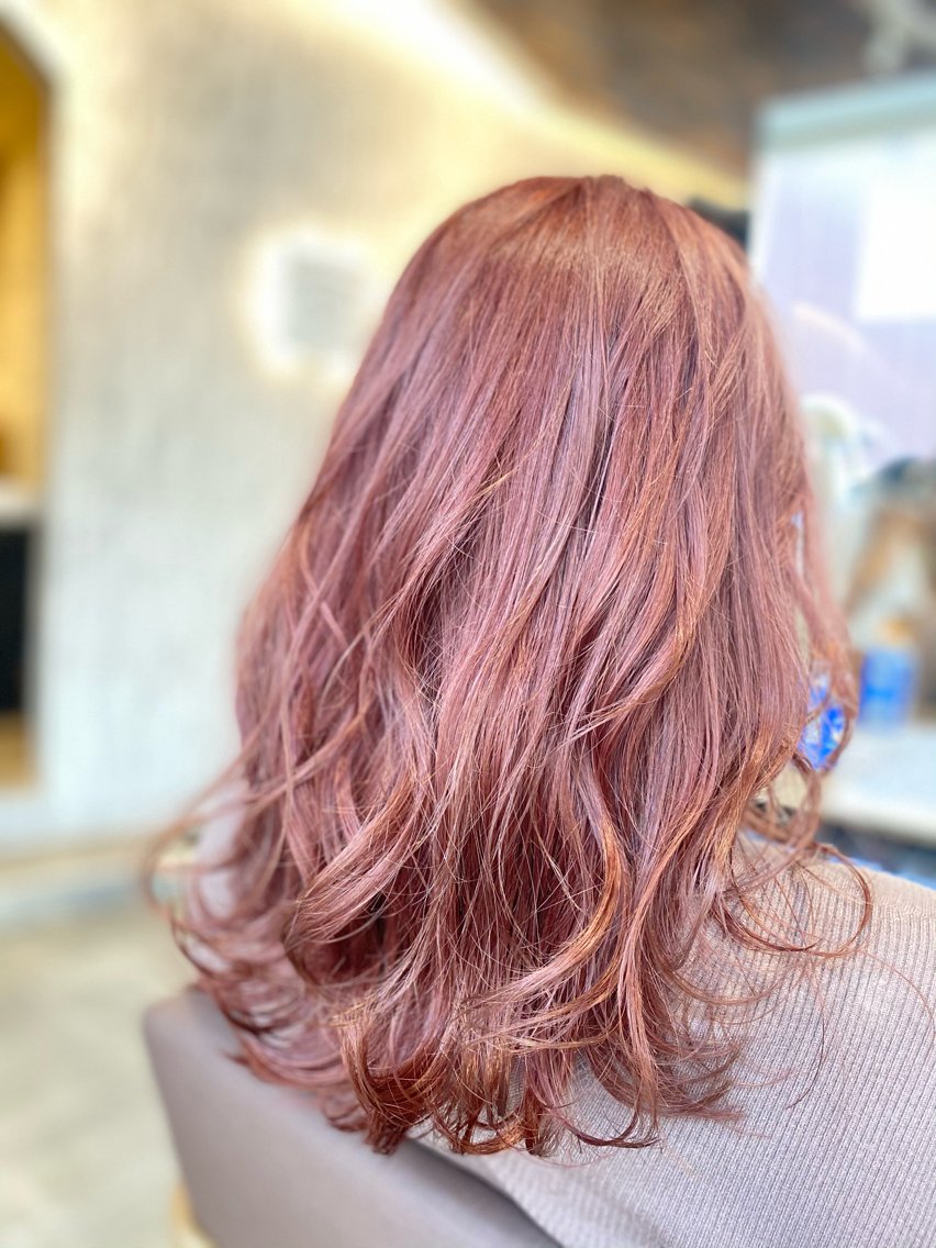 ロング カラー ヘアカラー トリートメント ハイトーンカラー が絶対可愛い✨泰聖✨のヘアスタイル