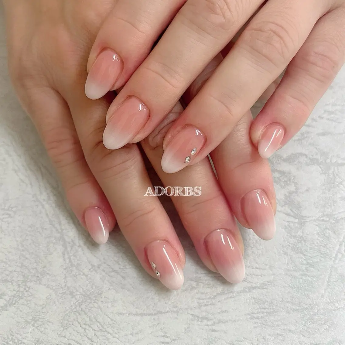 ネイル ハンドネイル ADORBS ✩上福岡のネイルデザイン