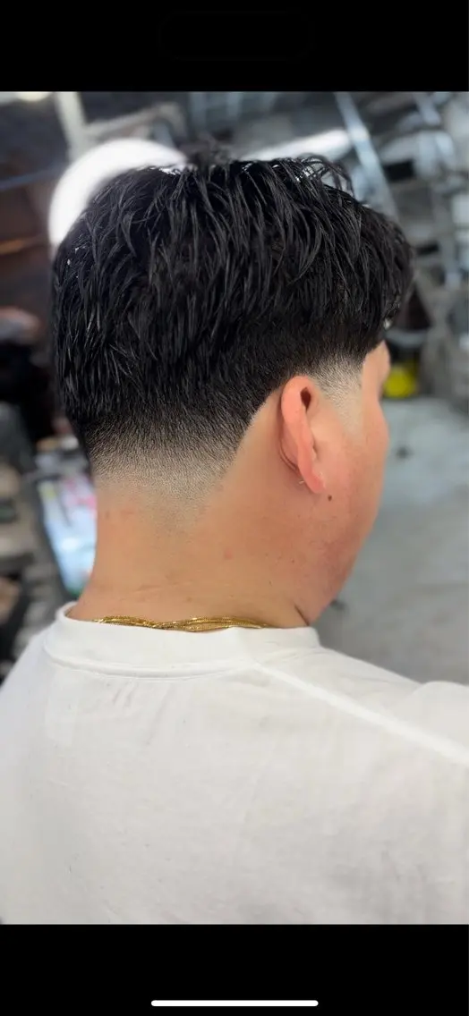 ショート メンズ フェードカット ショートヘア 矢崎 裕哉のヘアスタイル