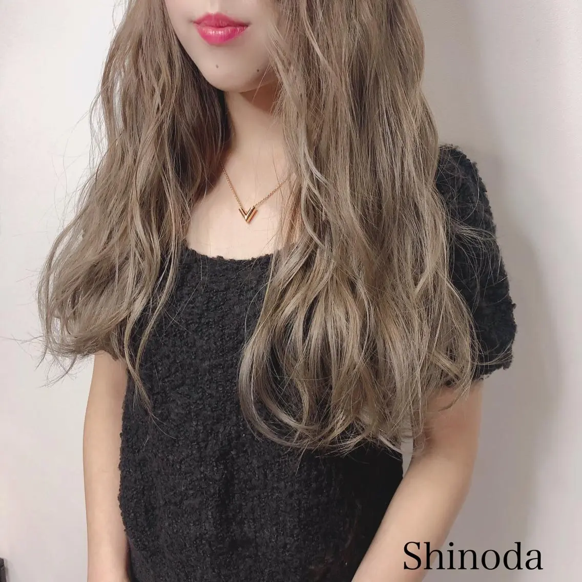 カラー ブリーチ 透明感カラー 🦖店長🦖pino #しのだスペシャルのヘアスタイル
