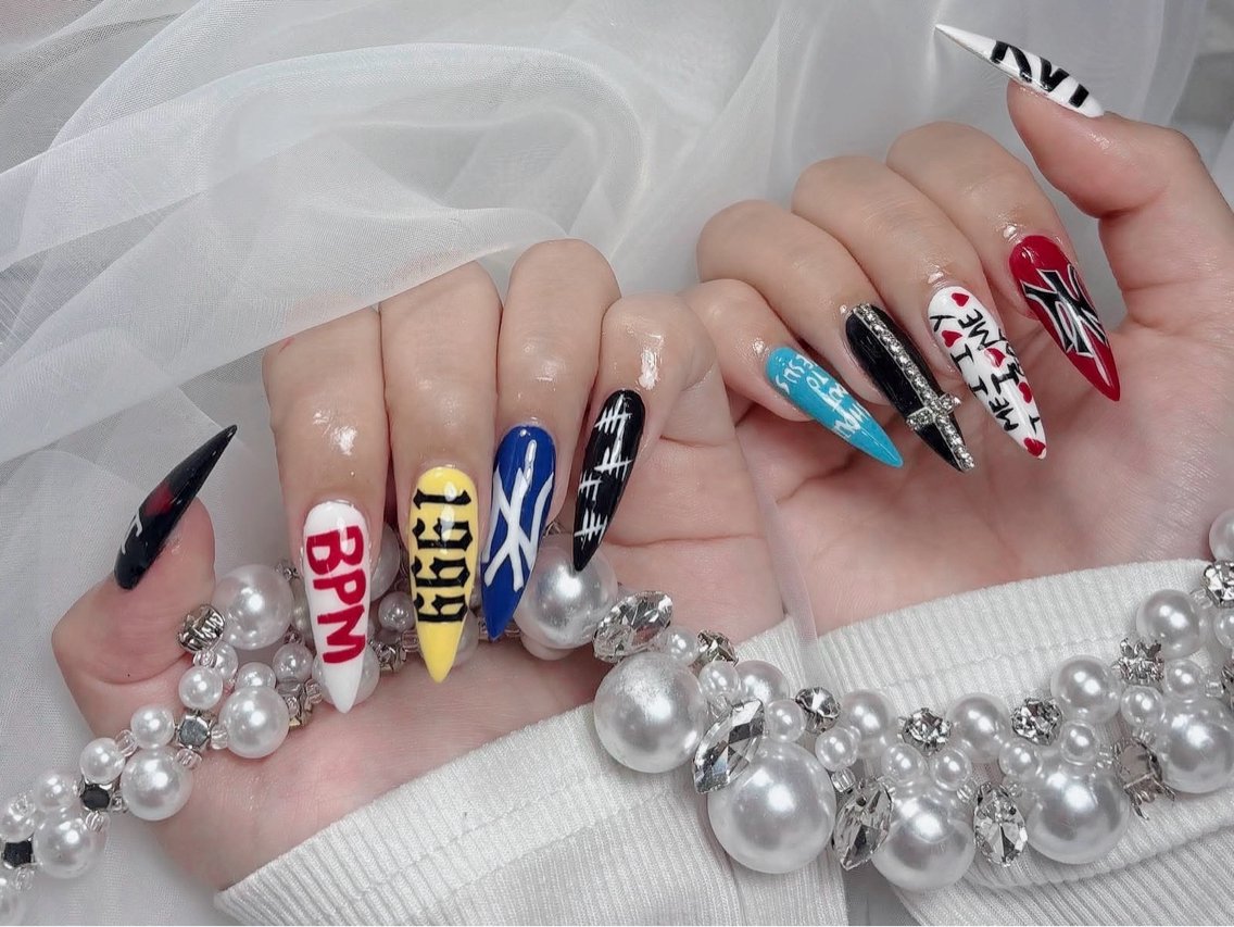 ネイル フットネイル フレンチネイル グラデーション 韓国ネイル ロングネイル ハンドネイル Hani Nail Salonのネイルデザイン