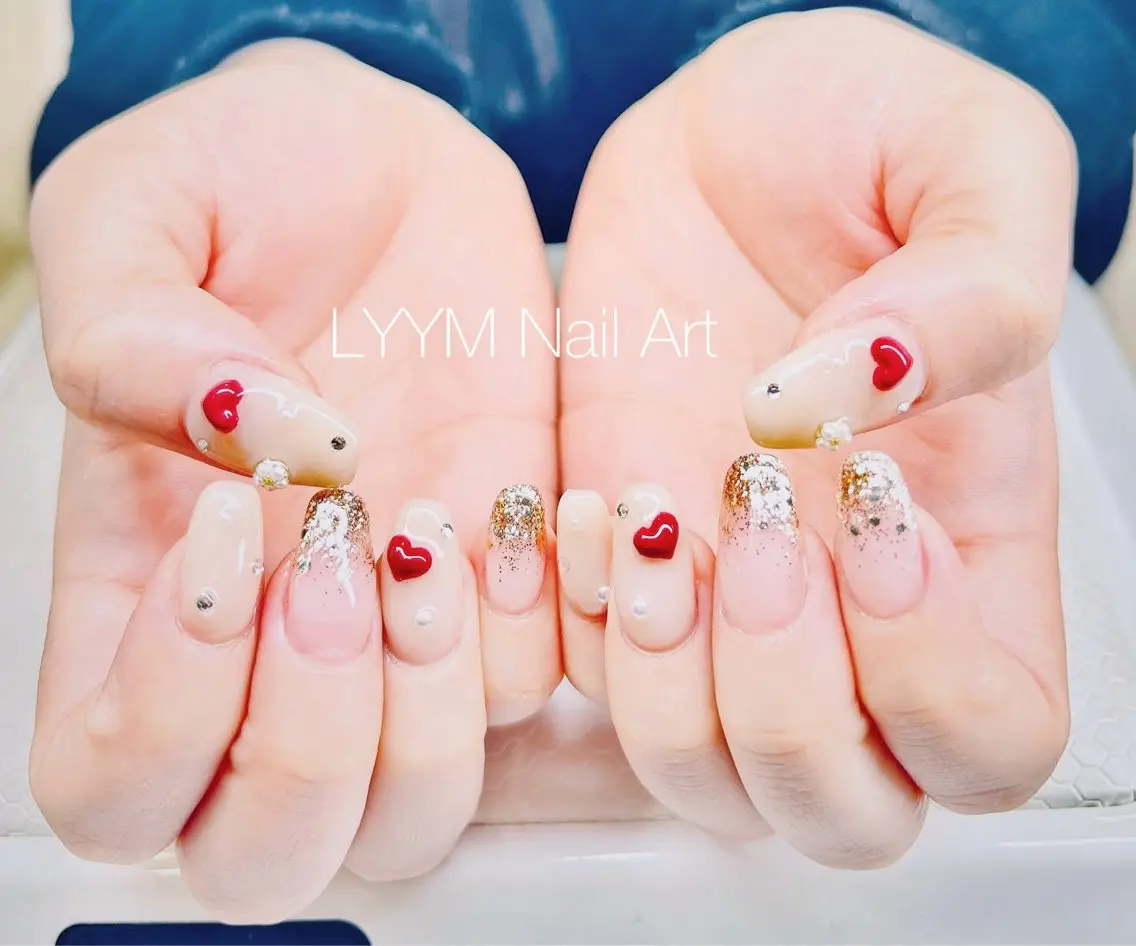 ネイル アートネイル カジュアル グラデーション ハート オフィスネイル LYYM Salonのネイルデザイン