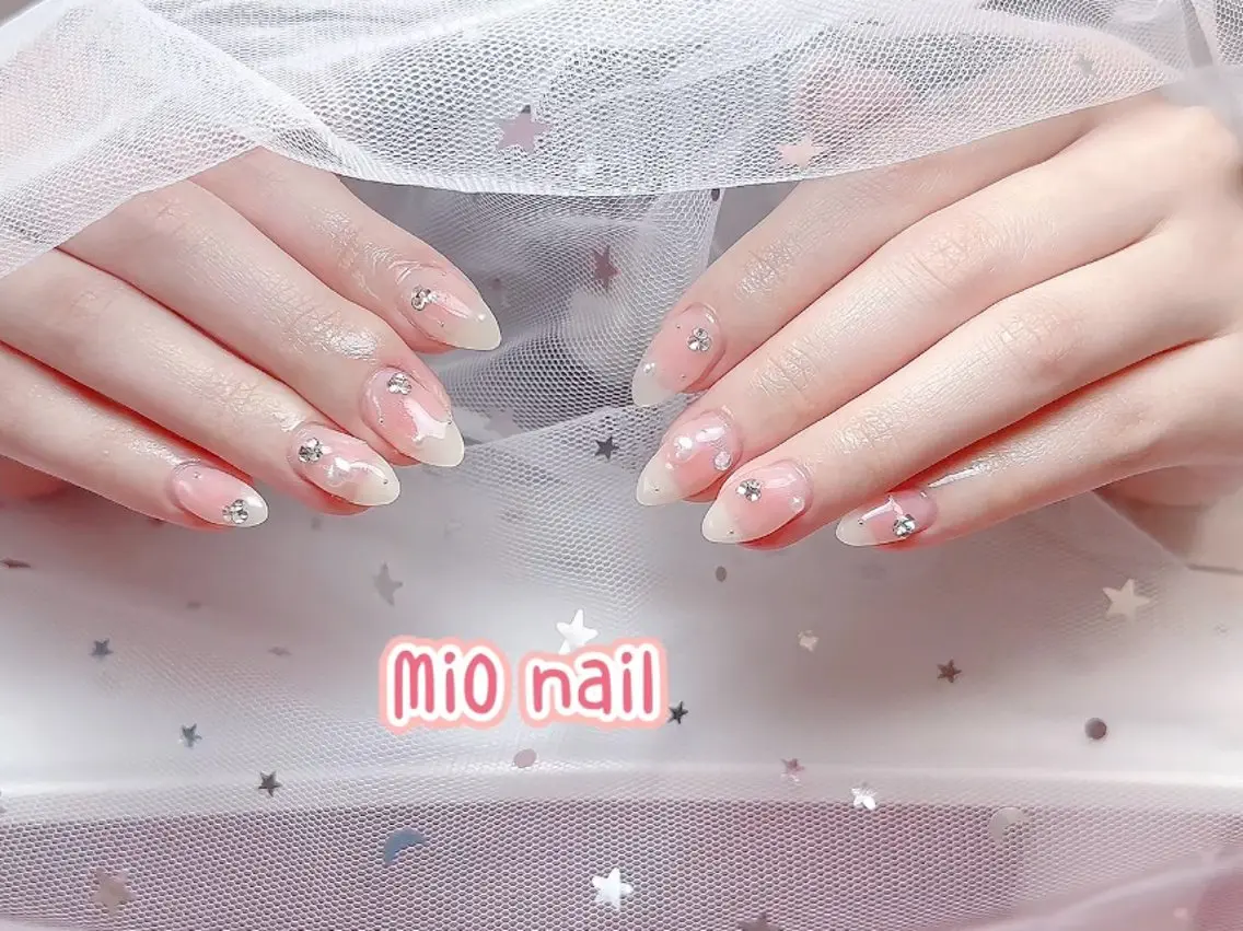 ネイル ジェルネイル 韓国ネイル 持ち込み オフィスネイル ワンホンネイル MiO Nailのネイルデザイン