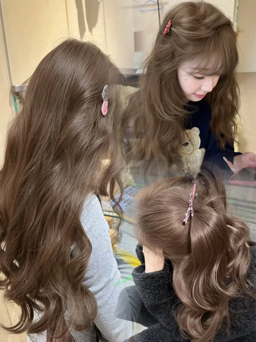 ロング カラー ヘアカラー トリートメント ヘッドスパ ヘアセット YUKA🤍ベージュ /ミルクティーのヘアスタイル
