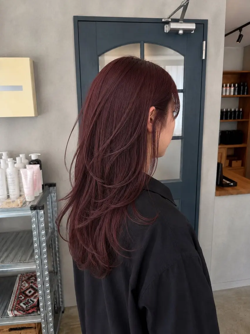 セミロング カラー ボルドーカラー レイヤーカット カット ヘアカラー トリートメント タカサキ ケイタのヘアスタイル