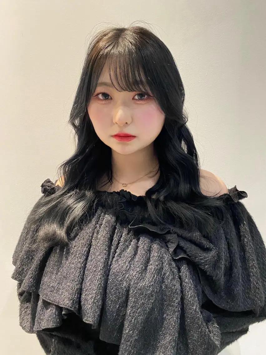 ロング カラー 黒髪 カット ヘアカラー トリートメント mai / linoah˚✧のヘアスタイル