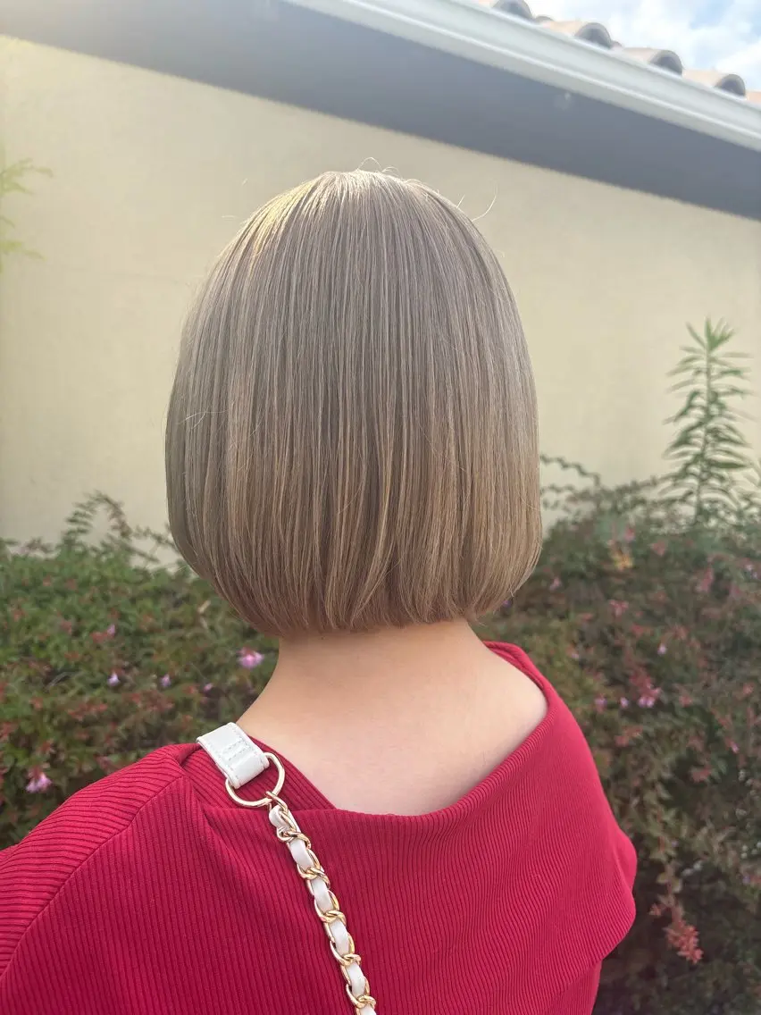 ミディアム ボブ カット ヘアカラー トリートメント sagedoue MIZUKI✂️のヘアスタイル