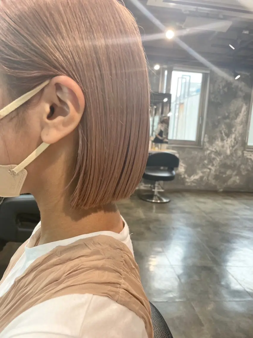ショート カラー 切りっぱなしボブ ボブ カット ヘアカラー トリートメント ヘアセット 【縮毛矯正ブリーチ】 MANATO🌈のヘアスタイル