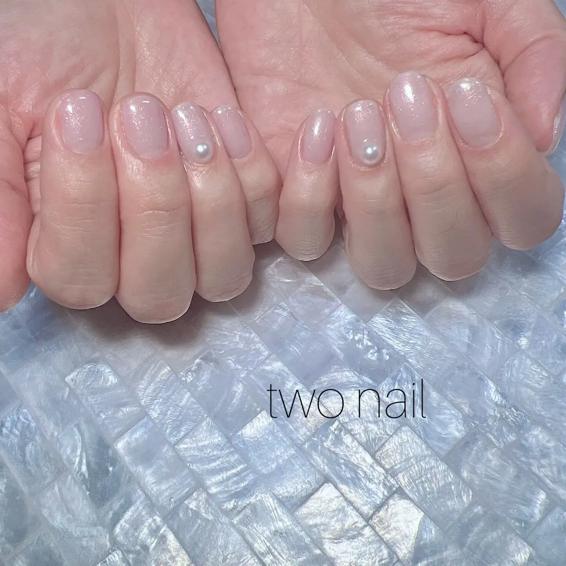 ネイル ネイルチップ ホワイト ハンドネイル two nailのネイルデザイン