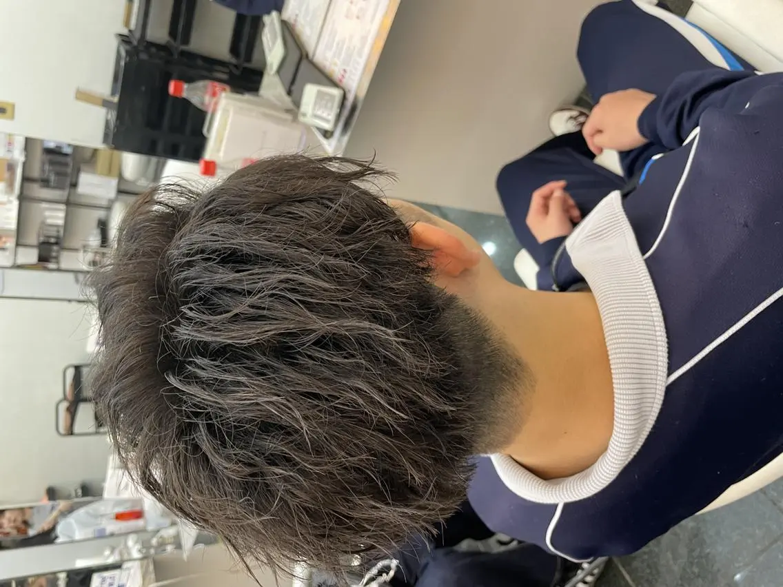 ショート パーマ メンズ カット パーマ 💇🏻‍♂️パーマ ニキ✨本田龍斗のヘアスタイル