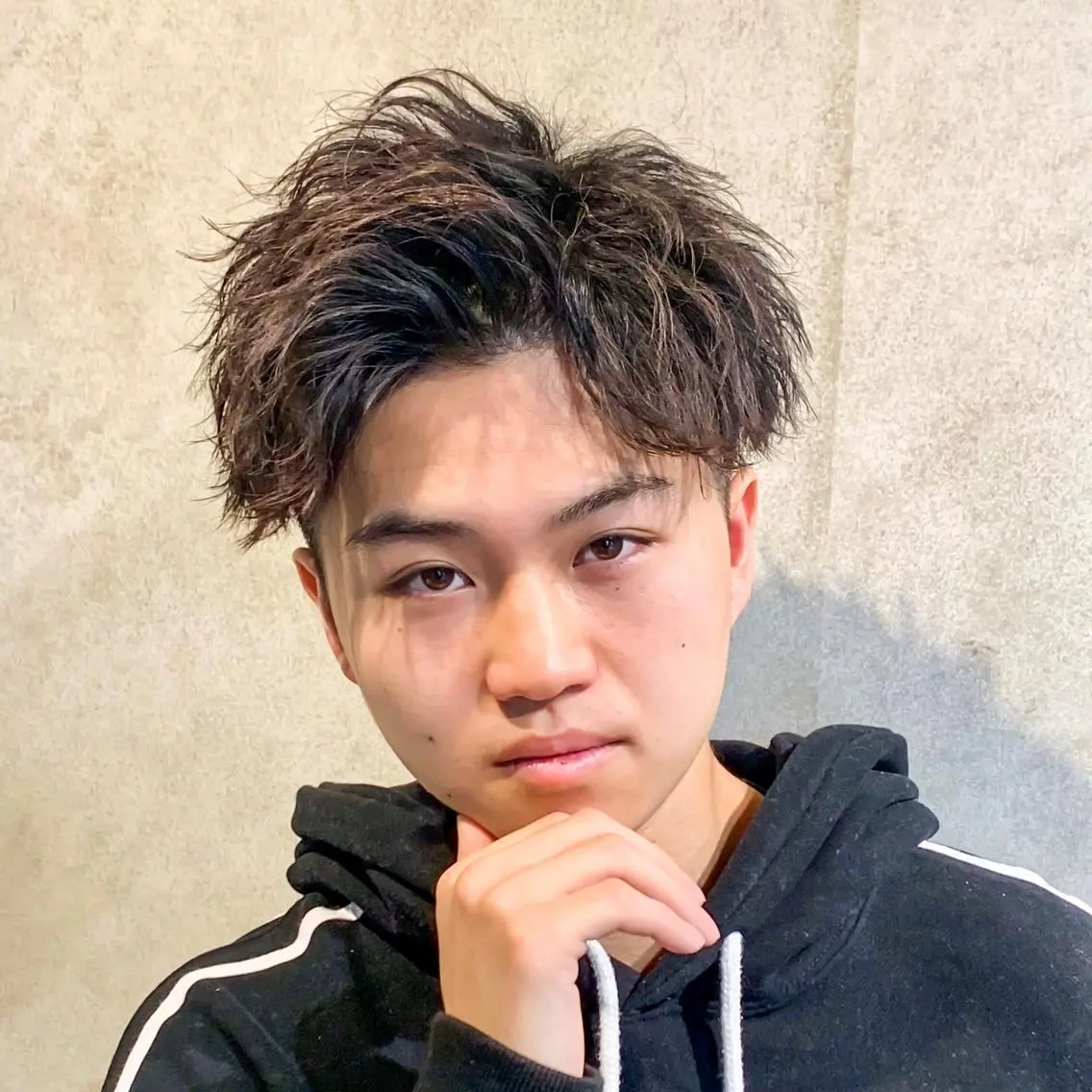 ショート カラー パーマ メンズ カット パーマ 🔥メンズ極🔥韓国 シャドウ/波巻き柿崎のヘアスタイル