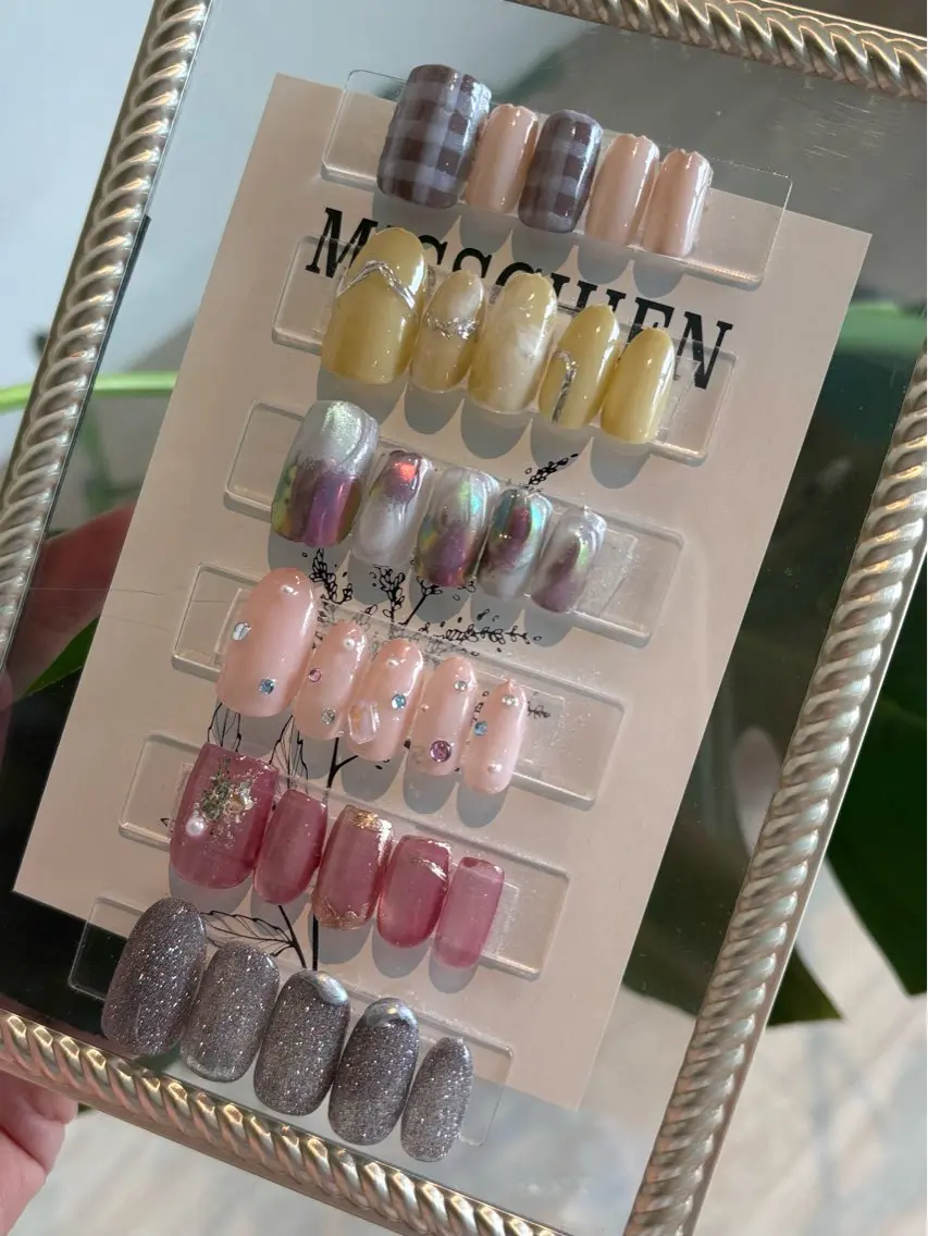 ネイル オーロラネイル フラッシュネイル 韓国ネイル マグネットネイル ミラーネイル ハンドネイル Kai nail Mayukoのネイルデザイン