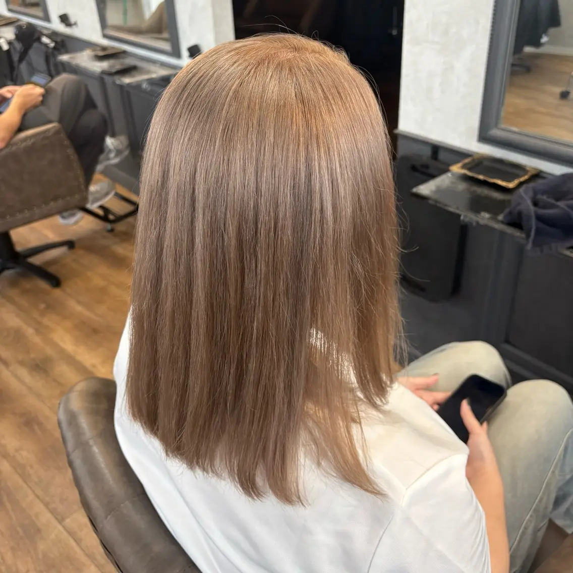 カラー ヘアカラー 山﨑 千尋のヘアスタイル