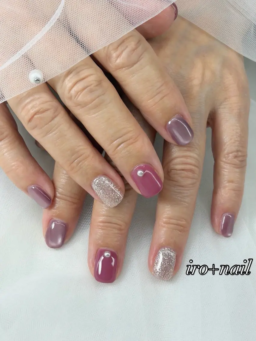 ネイル キラキラネイル パープル 冬ネイル ハンドネイル iro+ nailのネイルデザイン