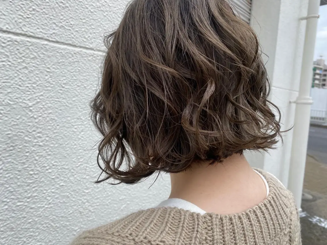 赤みを消すTHROWカラー＋最高級TOKIOトリートメント（CARE プロ付き♪）の写真