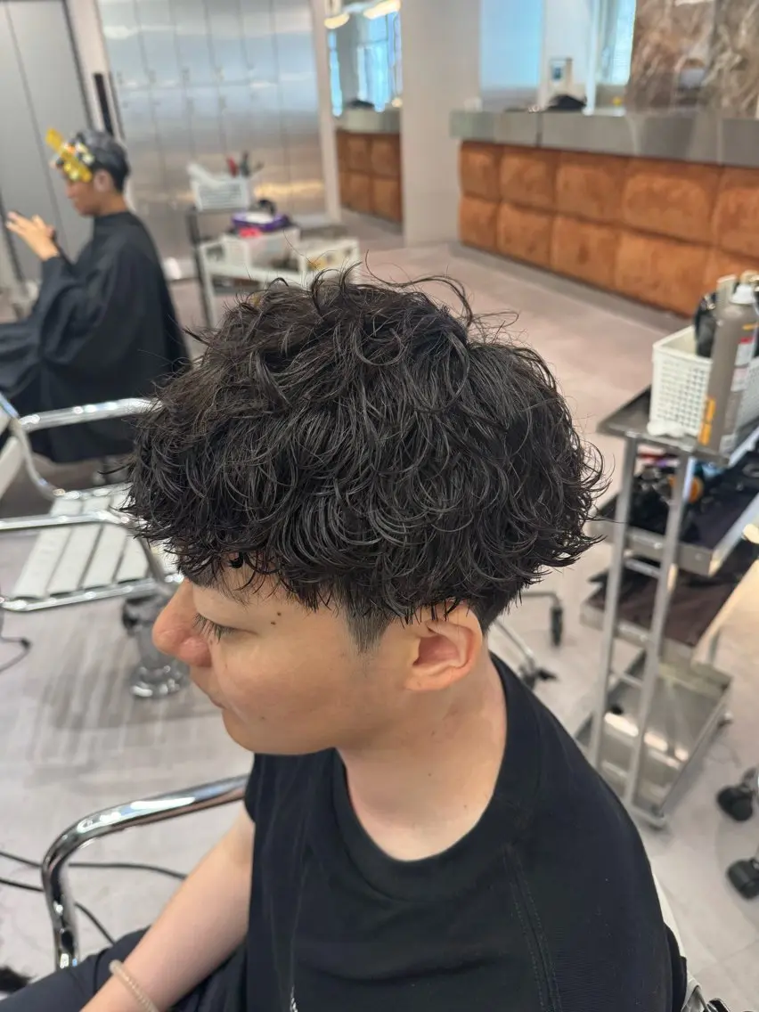 パーマ メンズ メンズパーマ 波巻きパーマ ブリーチ/パーマ特化 片平和寿のヘアスタイル