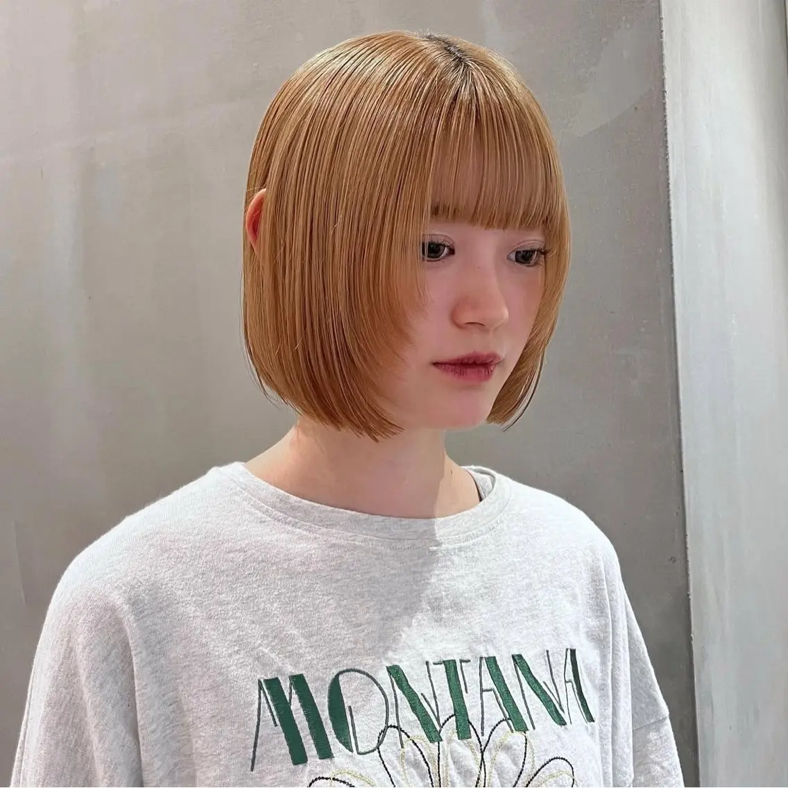 ショート グレージュ🐰透明感 カラー🫧akihoのヘアスタイル