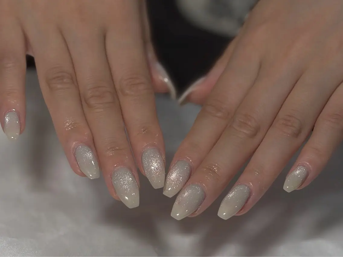 ネイル ハンドネイル LAVISH sakiのネイルデザイン