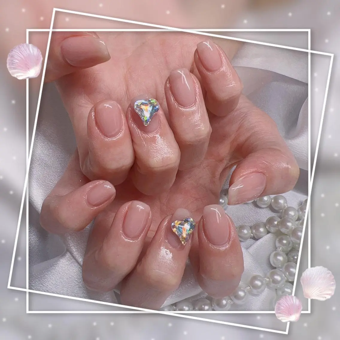 ネイル フレンチネイル キラキラネイル 韓国ネイル マグネットネイル マグネットフレンチ Chill Nailsalonのネイルデザイン